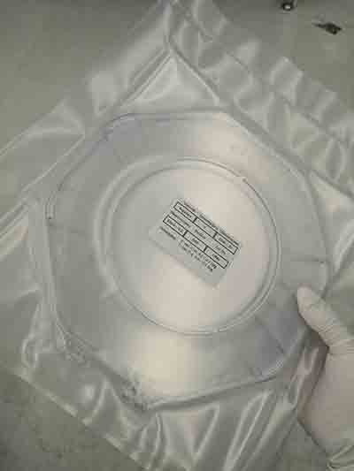 what does a 8 inch sapphire wafer in a cassette looks like