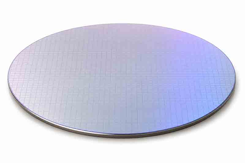 GaN on silicon LED wafer with gallium nitride epitaxial layer on silicon substrate