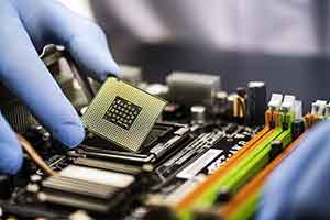 what does a silicon processor chip look like