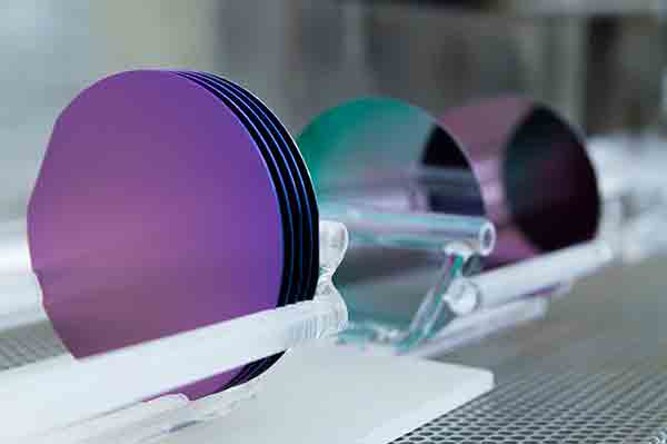 silicon wafer surface color